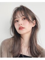 ブレス(BRACE) 「ロングヘアで、女性らしさを最大限に引き出す」