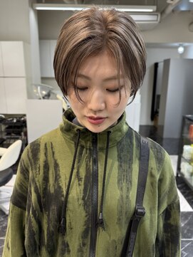 テテ(TETE) ショートボブ/グレージュ/ベージュ