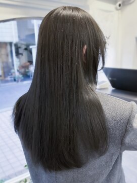 ラレイ ハラジュク(Lalei harajuku) 【白石】8トーンオリーブグレージュ赤み消しカラー透明感原宿