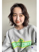 ミディアムレイヤー×ゆるパーマ似合わせ顔周りカット顔まわり