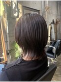 ハンサムショートレイヤーカットミルクティーベージュハイトーン