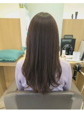 ウイ バイ ファースト 北四番丁店(u'i by first) フォギーベージュのロングスタイル