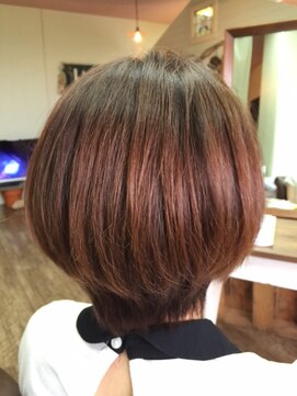 ヘアアトリエ チトニワ(hair atelier titoniwa) ショート