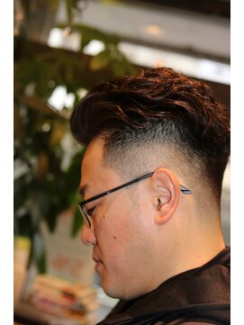 カバジェーロ(kaballero) ダンディオールバックパーマ