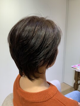 ユーネリー(U-NERY) ショートレイヤースタイル