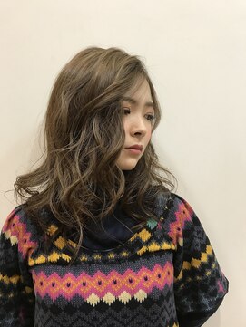 シャンプーボーイ ヒノ(SHAMPOO BOY Hino) ロングカールスタイル