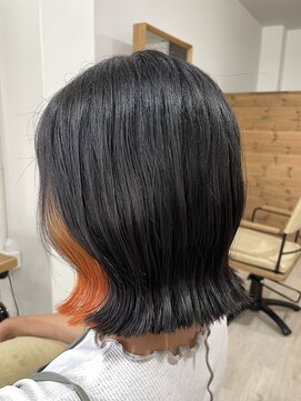 ハロ(Halo) 切りっぱなしボブ×インナーカラー