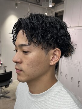 フィフス 天神大名(fifth) ツイストスパイラルウルフパーマメンズ19時以降波巻きパーマ眉毛