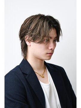 オーシャントーキョー(OCEAN TOKYO) 韓国ヘアカルマパーマカルマバングセンターパート黒髪ウルフ