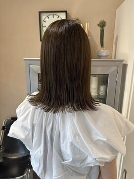 フィグバイアルテフィーチェ(fig by artefice) オリーブベージュ×切りっぱなし