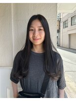 ムジーク(Musiiik)&nbsp;ナチュラルな黒髪ロング