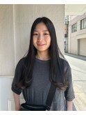 ナチュラルな黒髪ロング