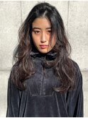 顔まわりレイヤー ロング レイヤー 暗髪  ニュアンスパーマ