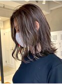 横浜西口ミディアムレイヤーワンカラーカーキグレージュカラー