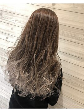 クレア(CREA) アッシュグレーグラデーション