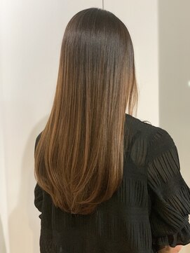 ジュリアンマーラ(Julien Mara) ビフォーあり★ストレートロング/髪質改善/縮毛矯正/韓国ロング