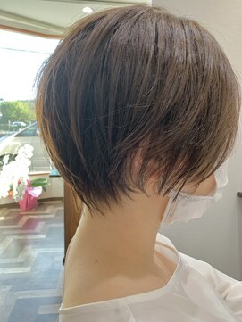 ビビ(ViBy) ショートボブ×ヘーゼルブラウン
