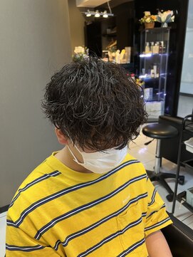 アイズ 海老名(AIZU) 波巻きスパイラルパーマツイストスパイラルパーマメンズマッシュ