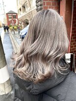 マリン(Marine)&nbsp;20代30代大人可愛い透明感グレージュ