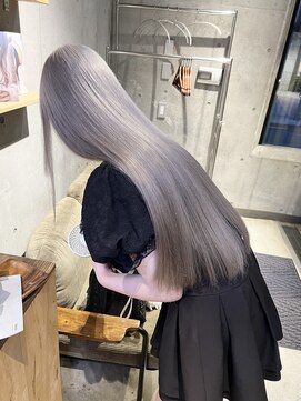 ムク 横浜店(muku) ホワイトグレー　ケアブリーチ　ダブルカラー