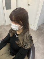 ラフ 原宿(L.a.a.g.f harajuku)&nbsp;インナーカラー 透明感 ベージュ＠原宿