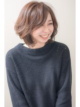 人気◆艶と透明感で若見え＊ナチュラルに馴染む白髪ぼかしで大人の女性の髪を美しく