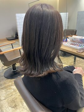 アコーズ ヘア トクシゲ(accord s hair Tokushige) 外はねミディ/グレージュカラー/透明感カラー