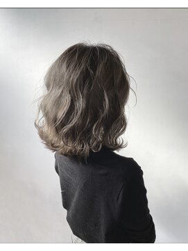 フィゼル 南堀江店(fizelle) グレージュ