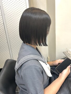 テテ(TETE) パツっとボブ/切りっぱなし