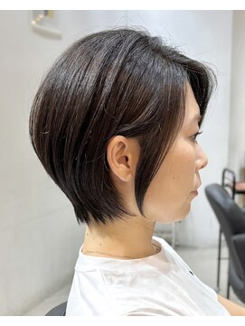ヨファ ヘアー(YOFA hair) 似合わせ　大人ショートボブ