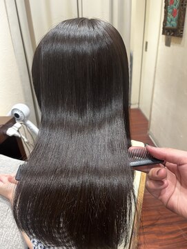 ヘアリゾート粋 ドゥオ 新宿南口店(dua) ☆赤味を消したグレー