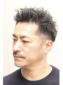 ツーブロックツイストパーマショート刈り上げ理容室バーバー床屋