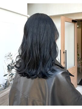 ロッカ(ROCCA) クールネイビーカラー