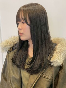 ベルフェミンキルン(Belle femin kilun) オリーブブラウン 透明感カラー 顔周りカット 20代 レイヤー