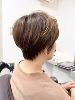 ホワイトストーン WHITE STONE ハイライトカラーくびれ×立体ハイライトショート