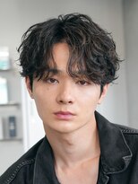 フィフス 大分(fifth)&nbsp;大分シャドウパーマメンズカットラウンドマッシュセンターパート