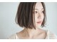 ウタシロイロ(uta shiroiro)の写真/“白髪を隠す”から、“活かす”時代へ。utaのグレイカラーは、上品さと抜け感が絶妙。