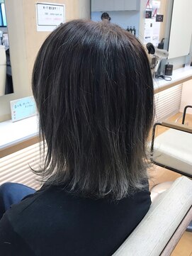 美容室 ルミネ 外はねボブ