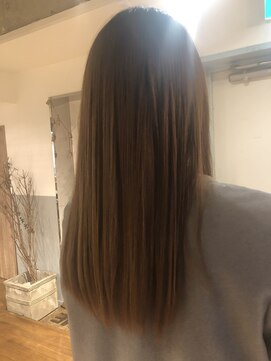 オリバ ヘアー(OLIBA HAIR) まとまるロング