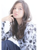 デイズ(days)&nbsp;★大人かわいいカーキグレージュフェザーバング艶髪　DAYS原宿