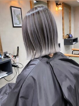 サニー 渋谷(SUNNY) バレイヤージュショコラアッシュハイライトグレージュカラー