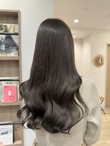 ユーフォリア 青山(Euphoria)&nbsp;グレージュカラー/透明感カラー/ロングヘア小顔カット＊担当yuki