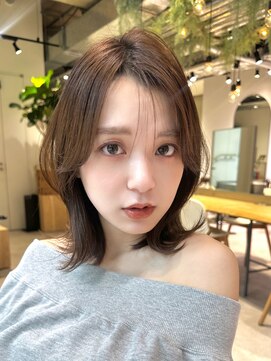 ミンクスオーバー(MINX OVER) 【ボブ】ボブルフ/ネビージュ/小顔/ワンレン