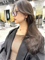 シティ(CITY) レイヤーカット ロングレイヤー かきあげヘア 色気レイヤー