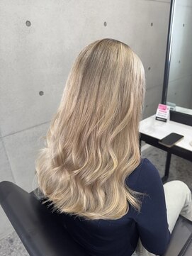 パヌポン(PANUPON) ケアブリーチハイライトバレイヤージュミルクティーベージュ