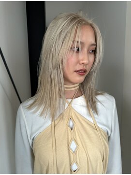 シアター(CIARTOR) 透明感ツヤ感マックス！ハイトーンブロンドカラー