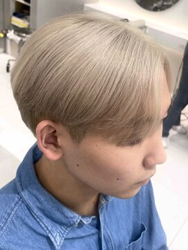 アールプラスヘアサロン(ar+ hair salon) ホワイトブロンド