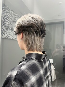 イリ(iLi) 【iLi×MIRAI】ハイトーン/メンズウルフ/フェザーパーマ