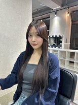 ザ シェノン ウメダ(THE CHAINON UMEDA)&nbsp;ワンホンレイヤー/ミルクティーブロンド/ダークブルー/心斎橋