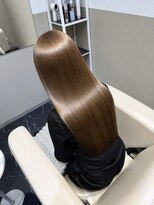 ウル プラス シア(ulu + sia) 楽に綺麗を叶える髪質改善ストレート【髪質改善】